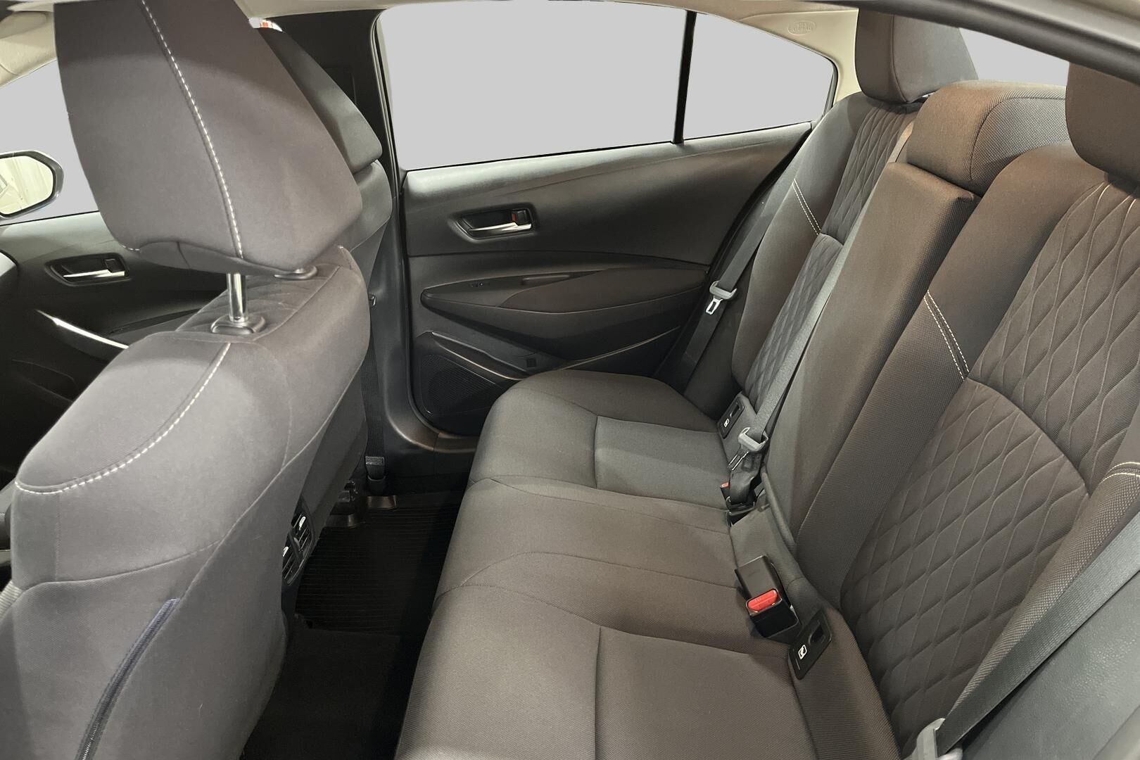 Toyota Corolla iso kuva 9