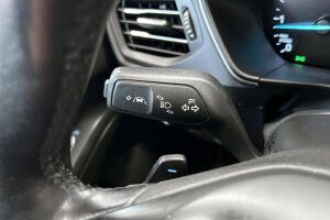 Ford Focus esikatselu 18