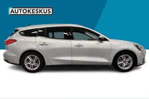 Ford Focus esikatselu 3