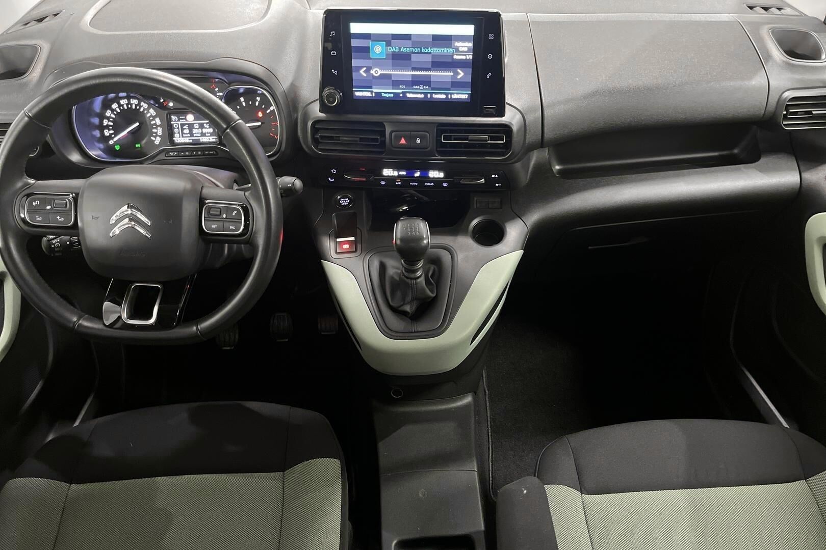 Citroen Berlingo iso kuva 8