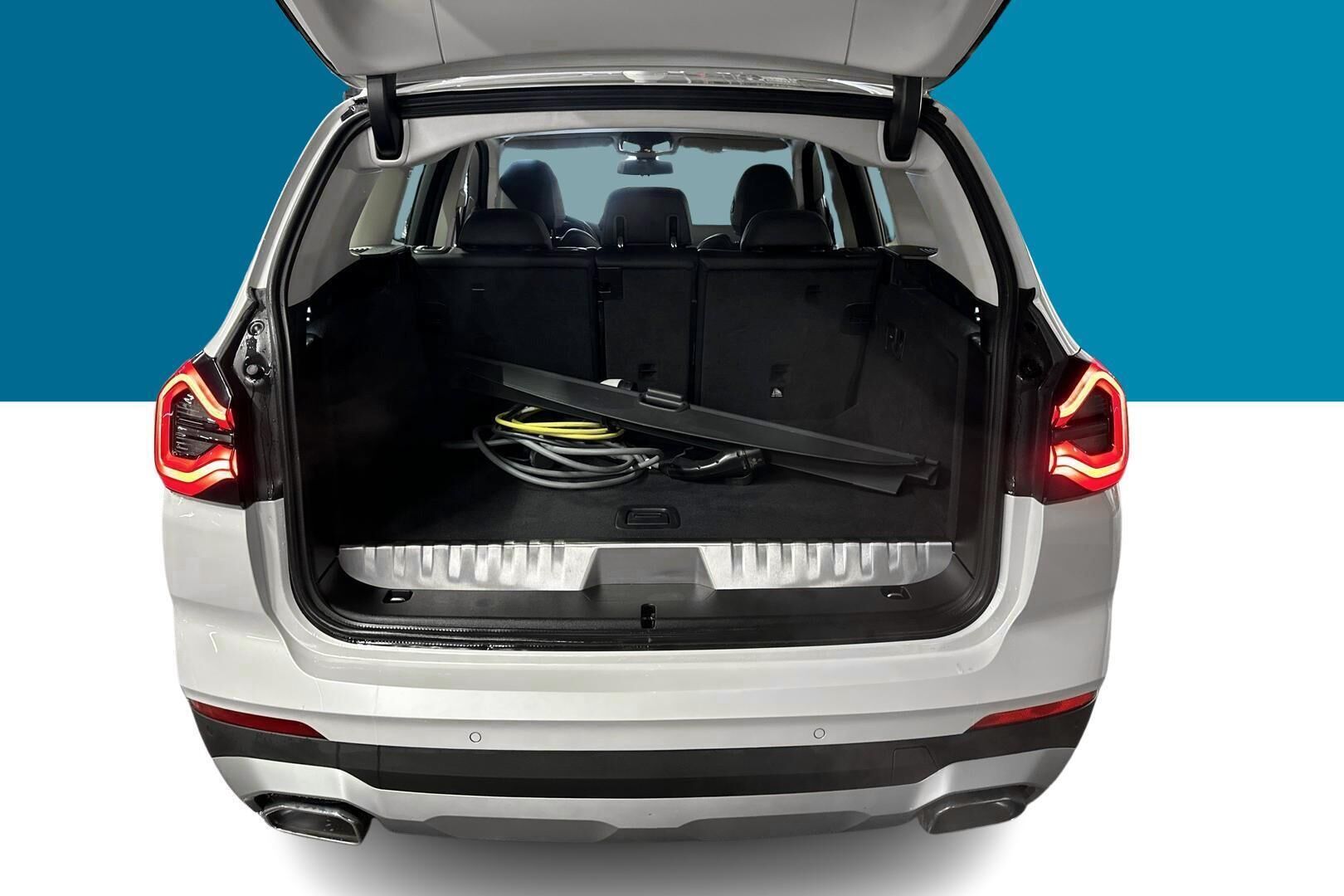 BMW X3 iso kuva 8