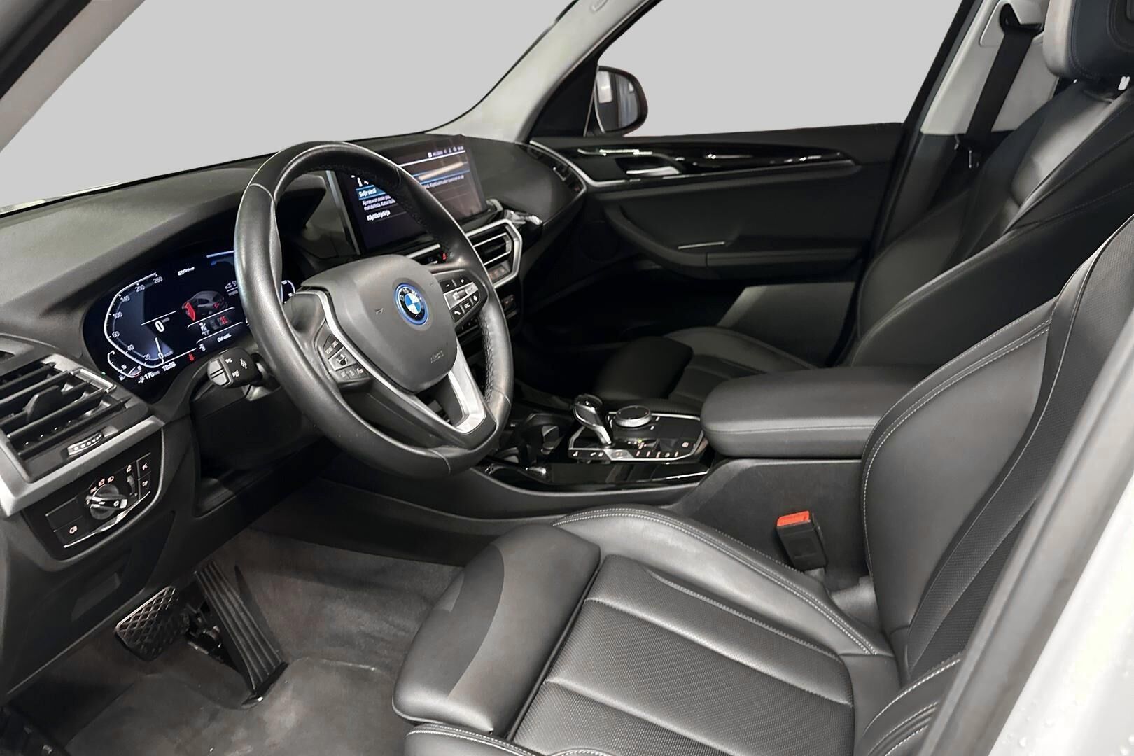 BMW X3 iso kuva 6