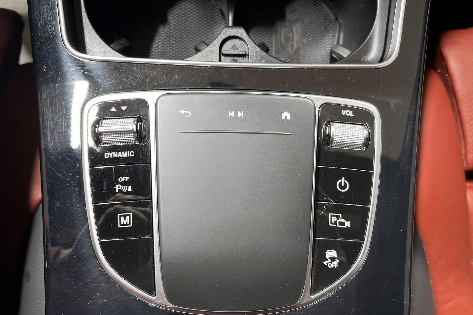 Mercedes-Benz GLC iso kuva 20