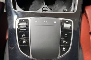 Mercedes-Benz GLC esikatselu 20