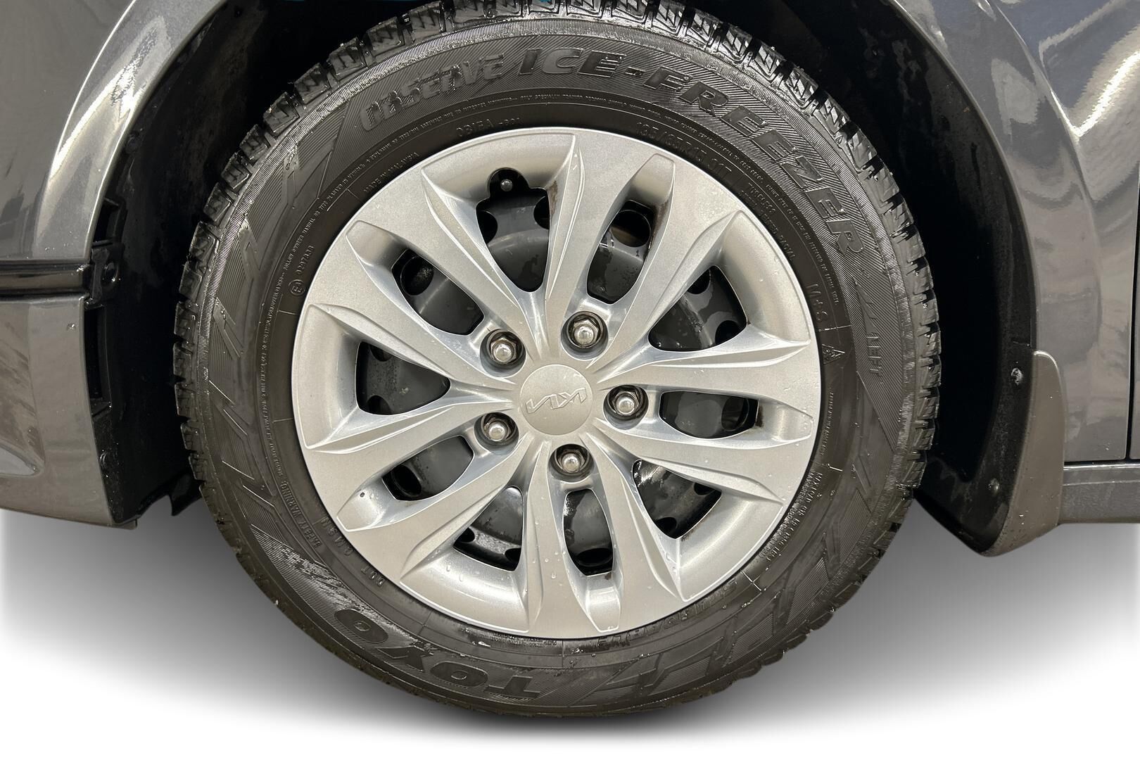 Kia Ceed iso kuva 12