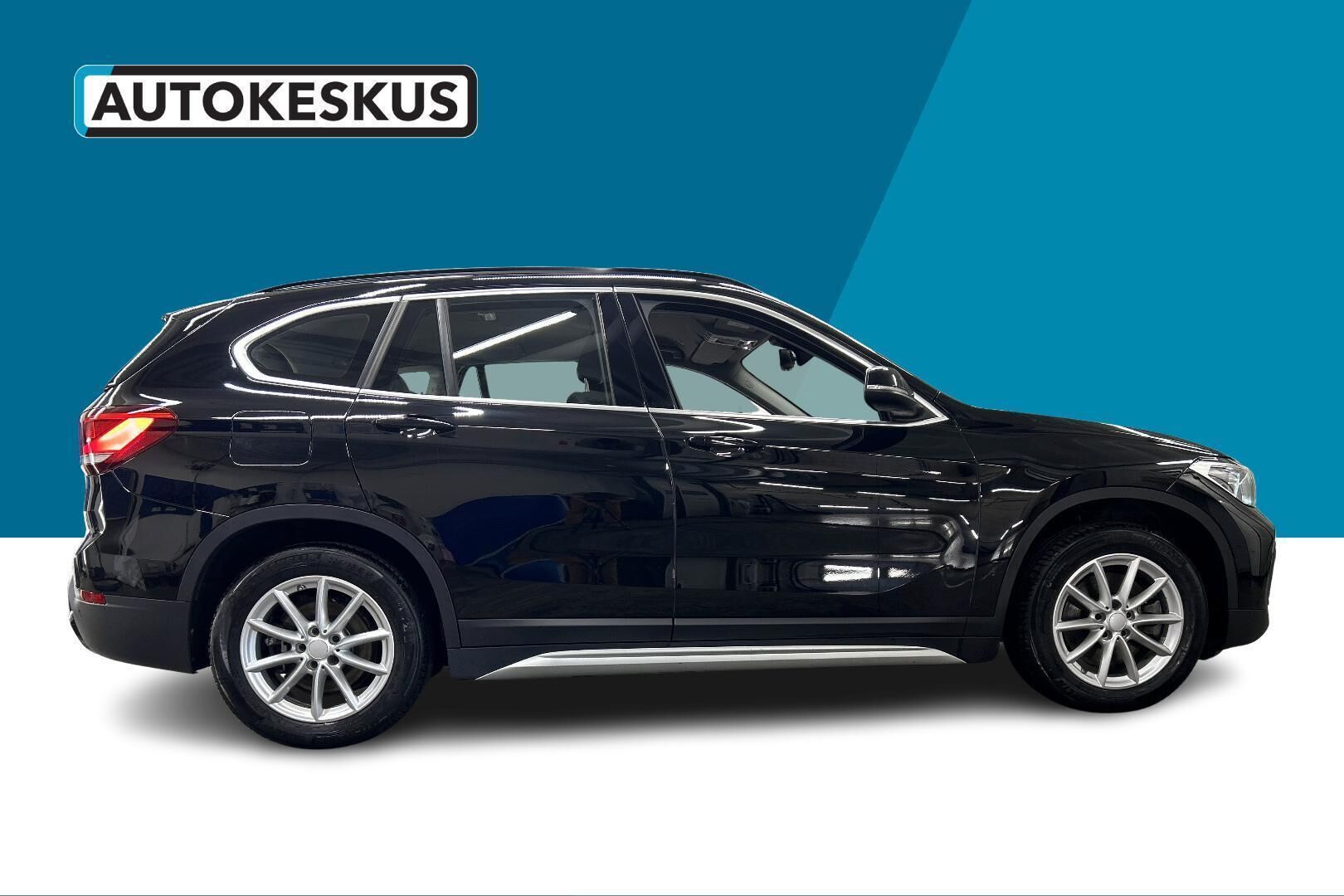 BMW X1 iso kuva 18