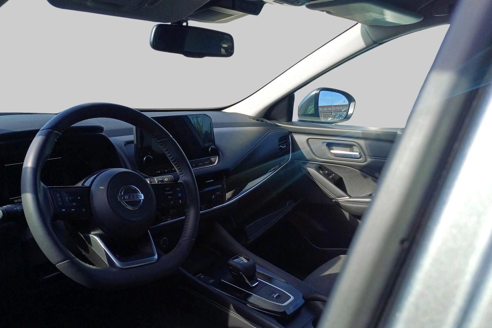 Nissan Qashqai iso kuva 2