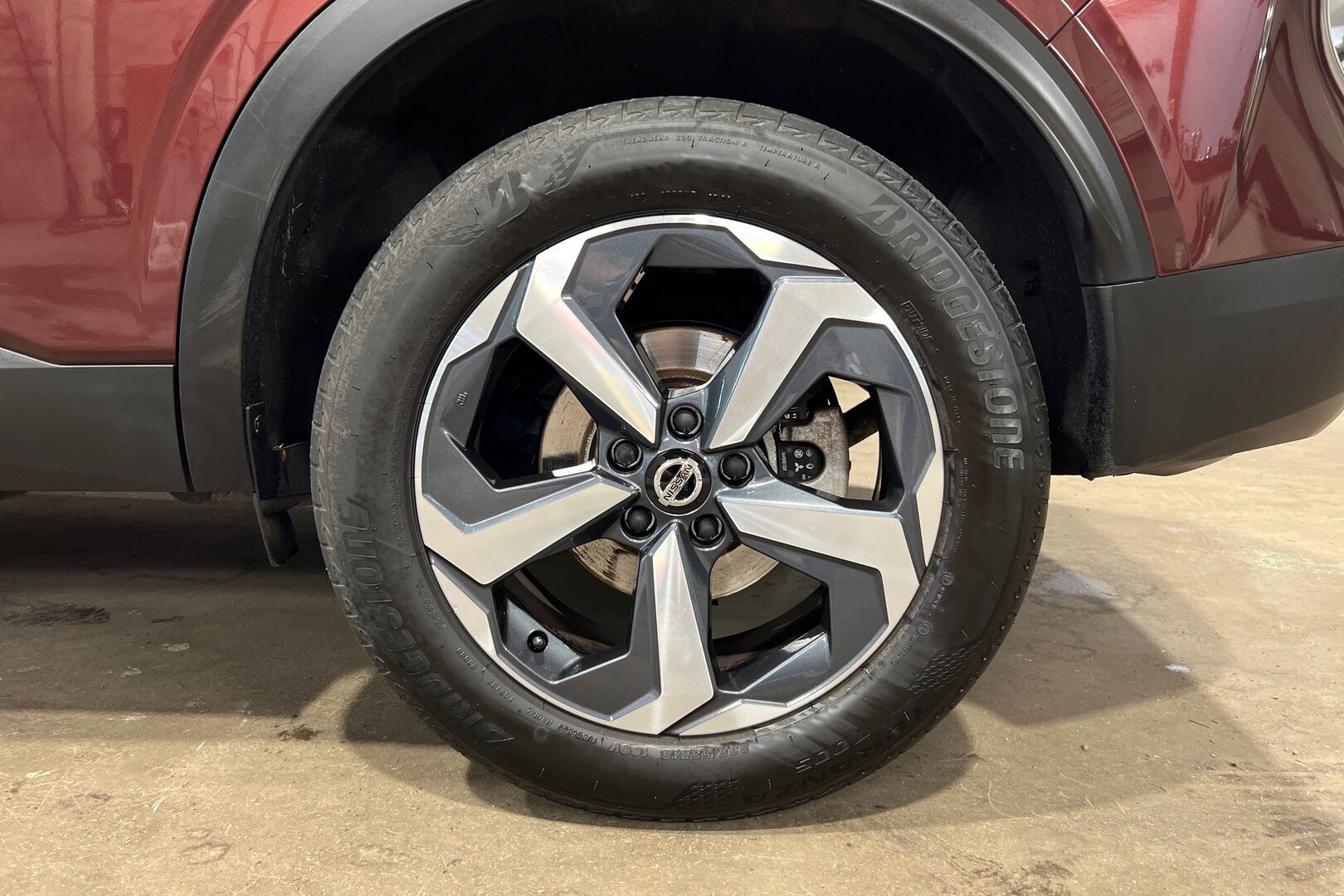 Nissan Qashqai iso kuva 15