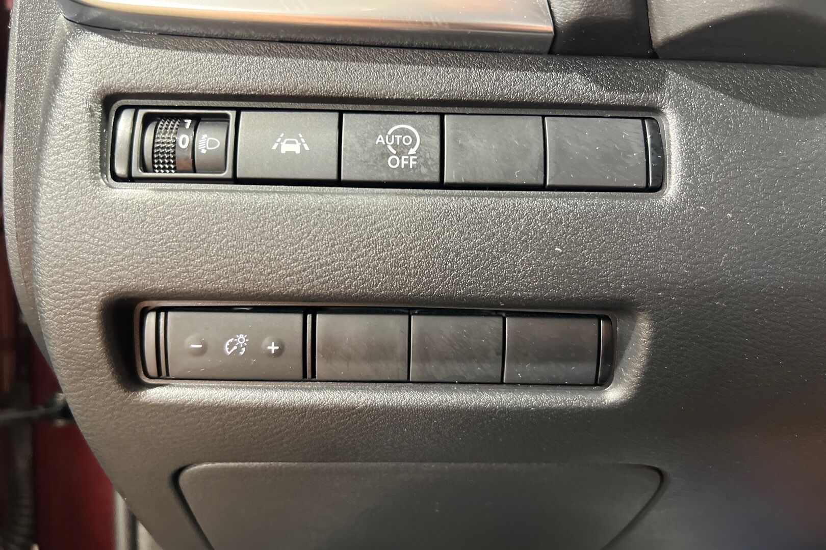 Nissan Qashqai iso kuva 16