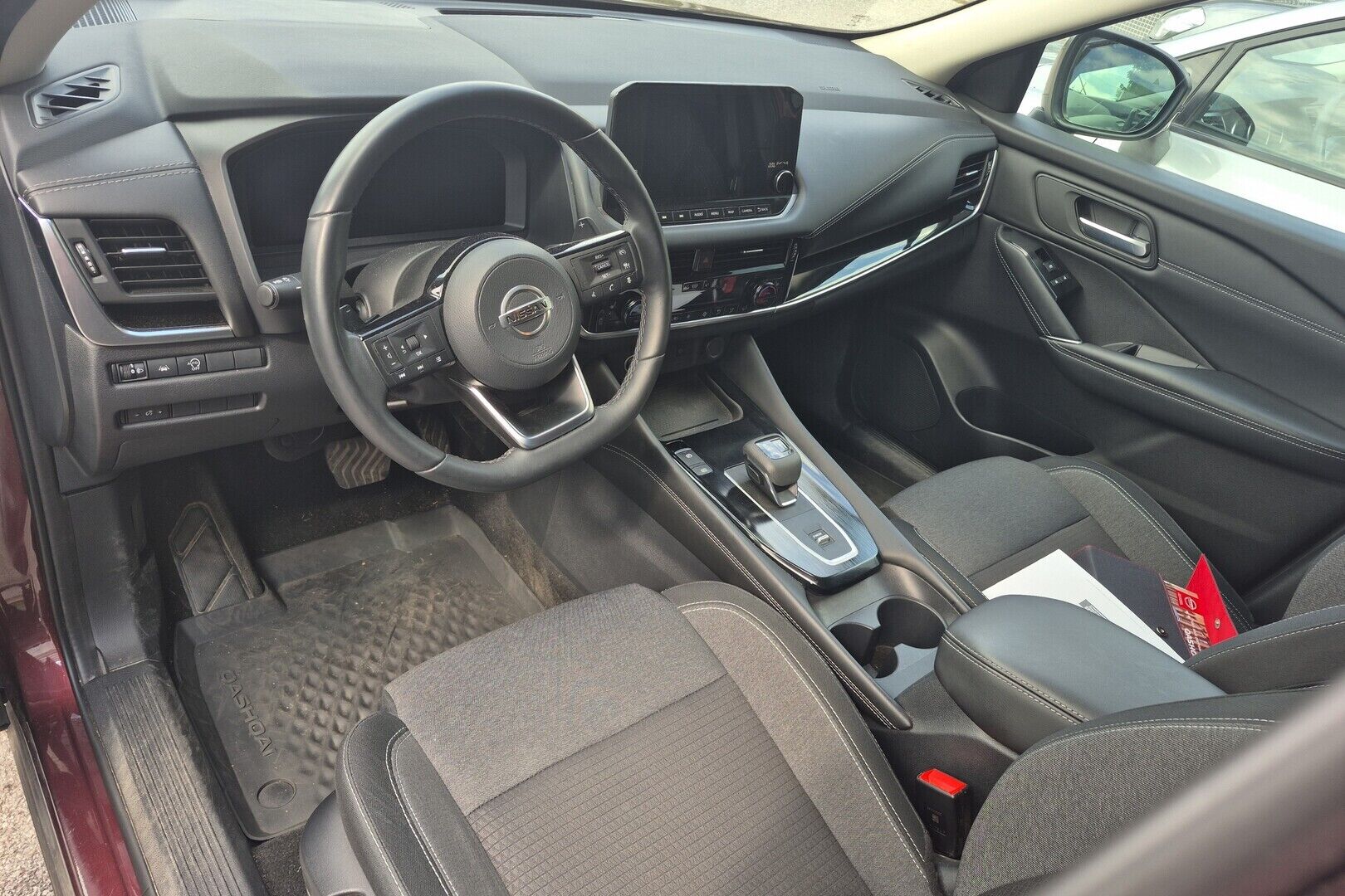 Nissan Qashqai iso kuva 2