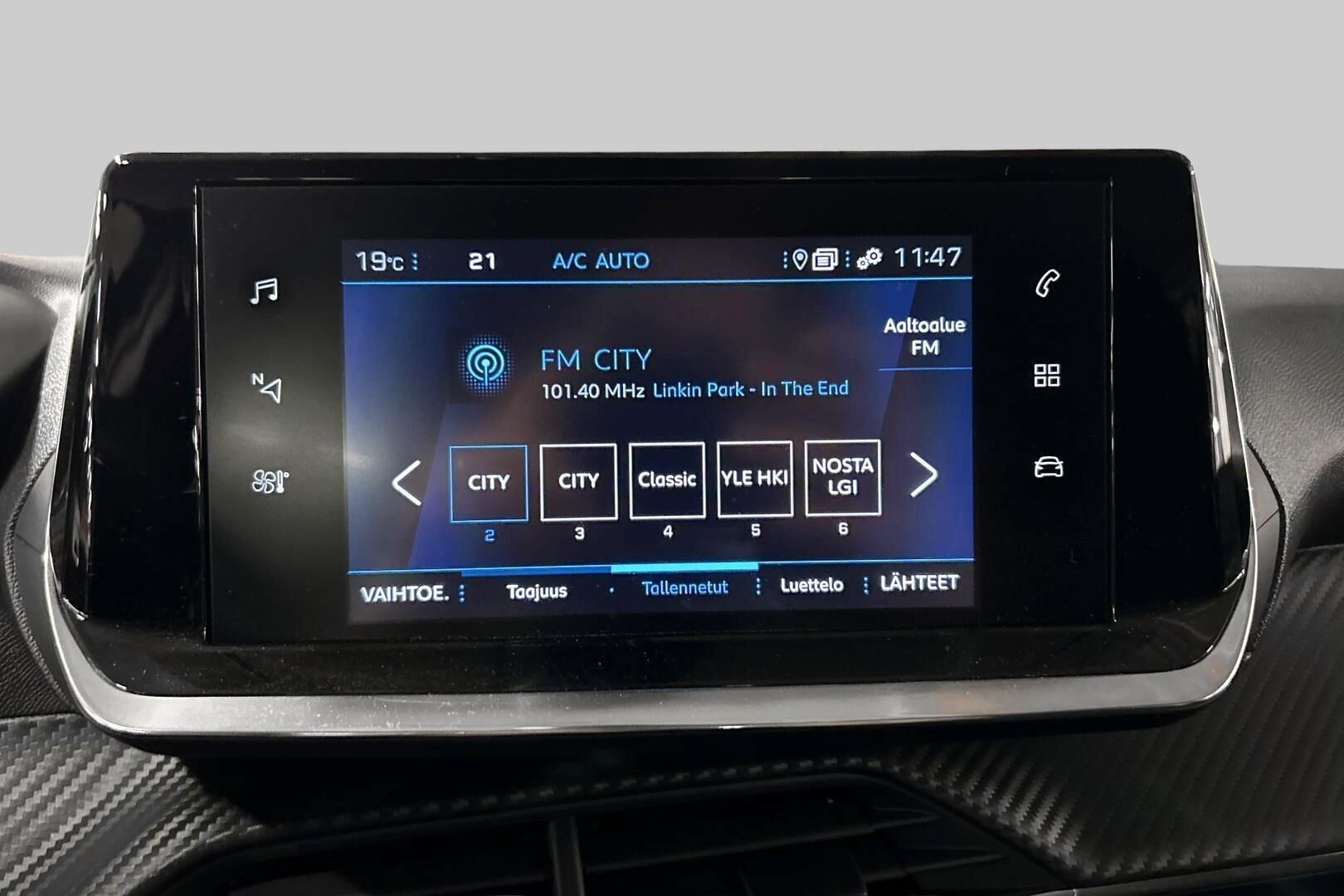 Peugeot 2008 iso kuva 25