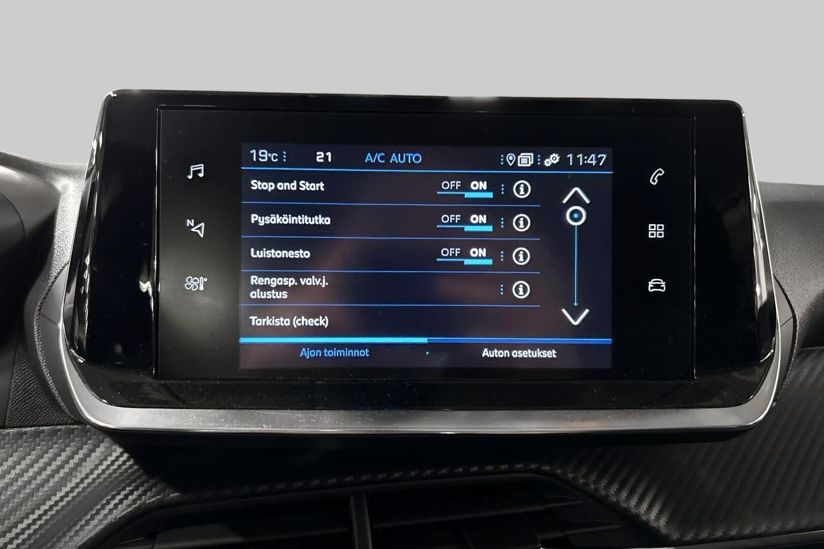 Peugeot 2008 iso kuva 30