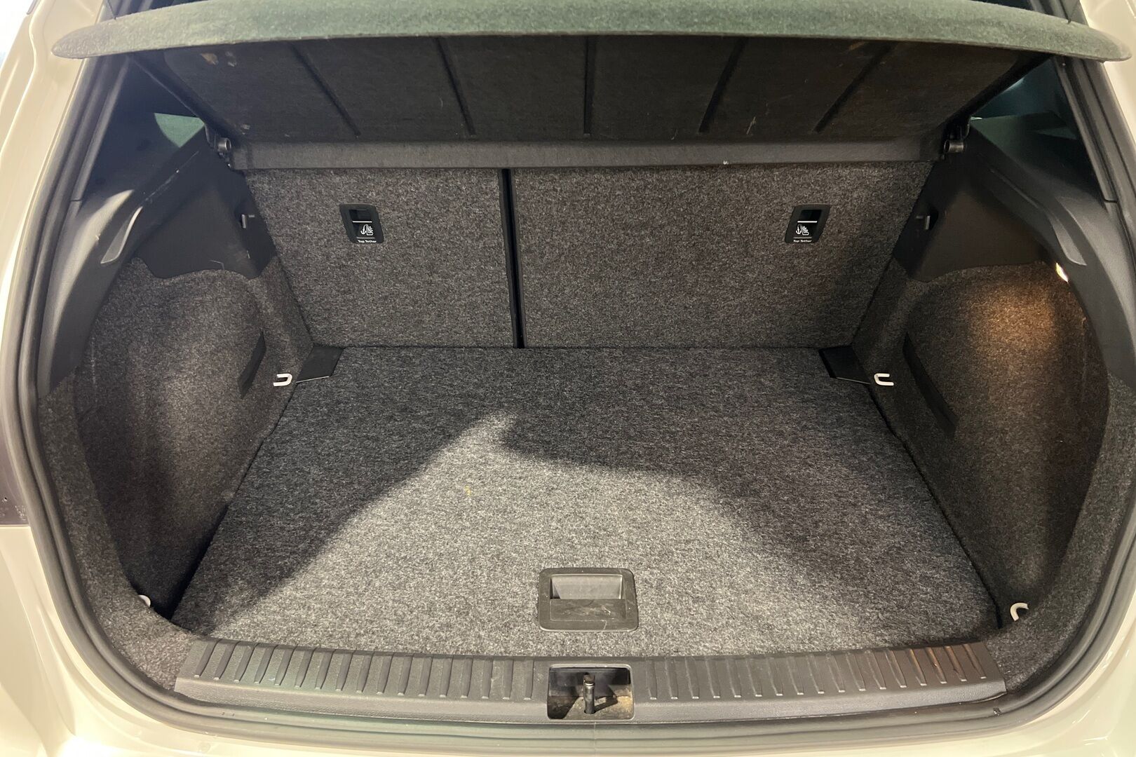 Seat Arona iso kuva 8
