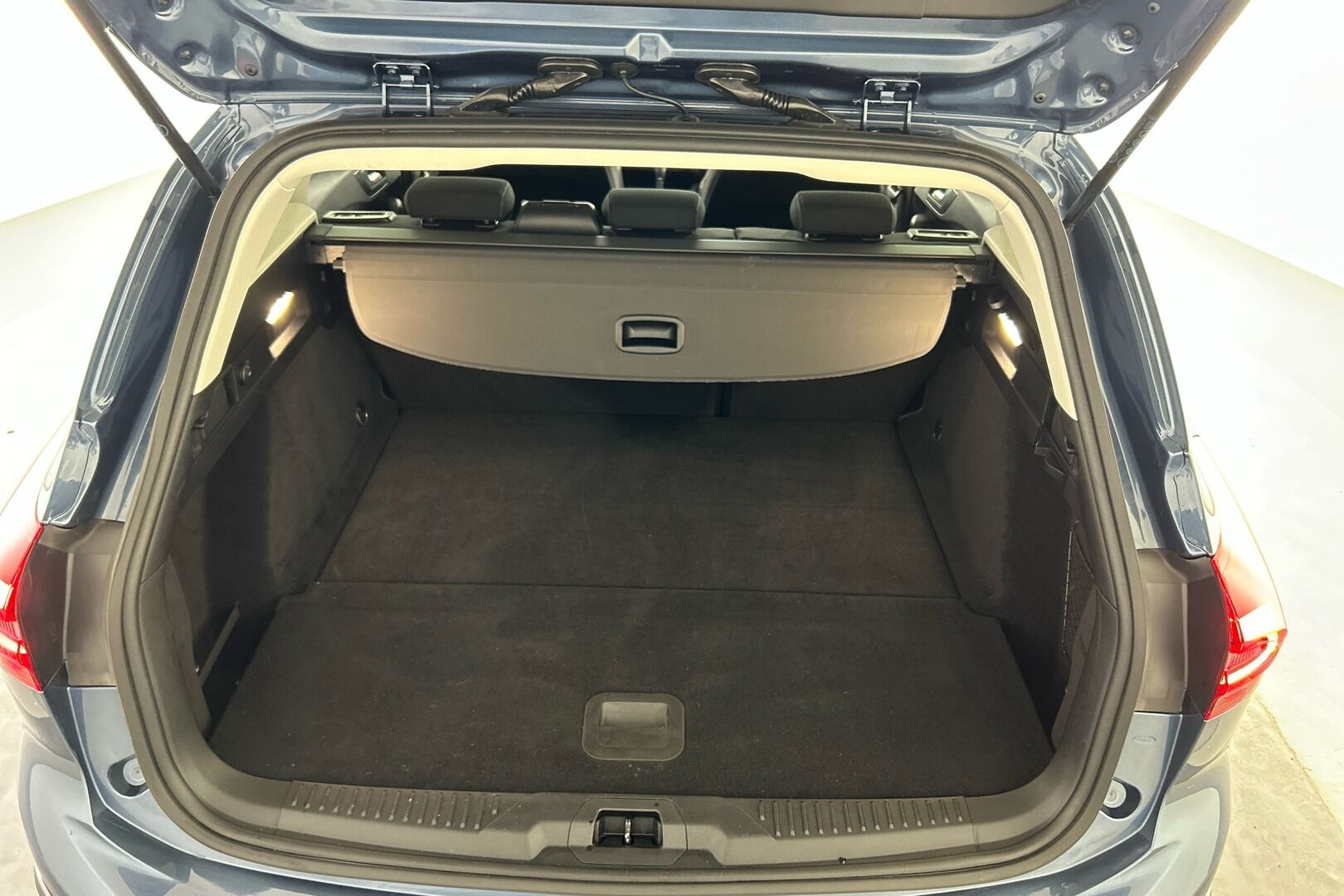Ford Focus iso kuva 9