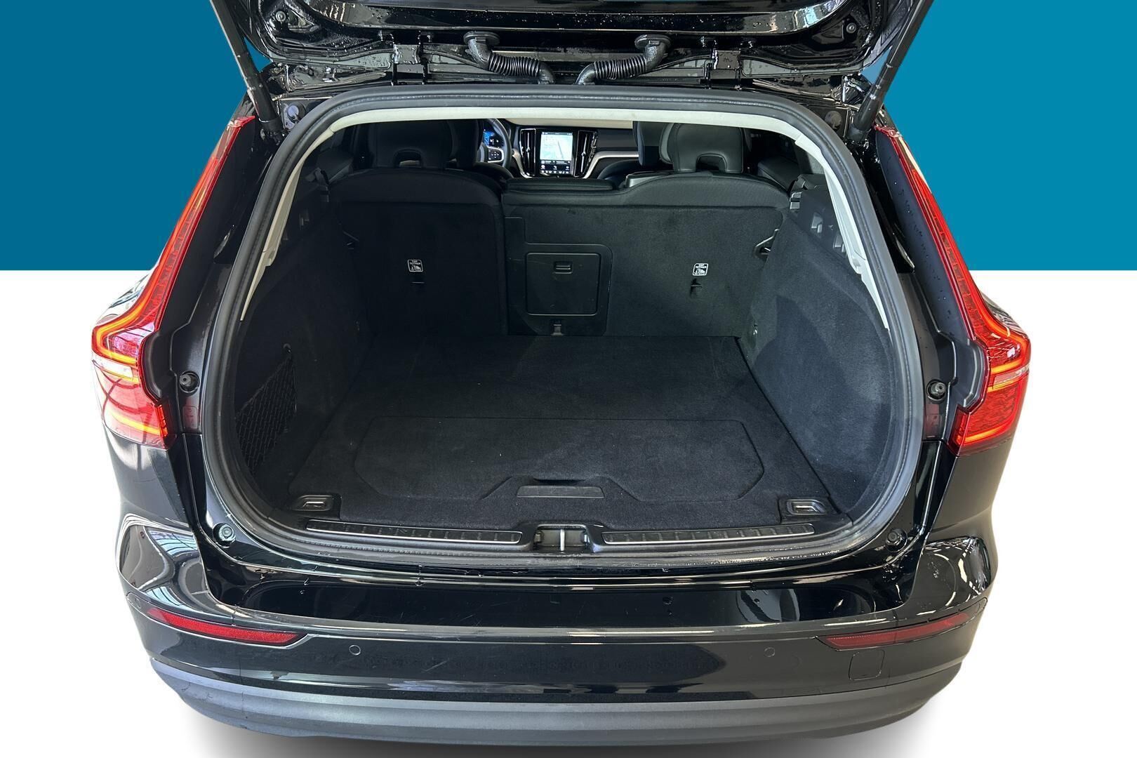 Volvo V60 iso kuva 11