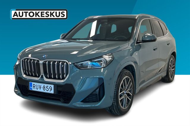 BMW iX1