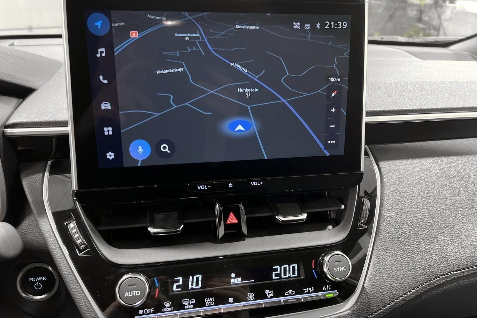 Toyota Corolla Cross iso kuva 18