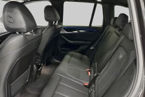 BMW X3 esikatselu 10