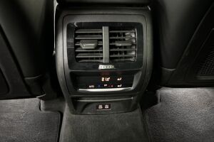 BMW X3 esikatselu 26