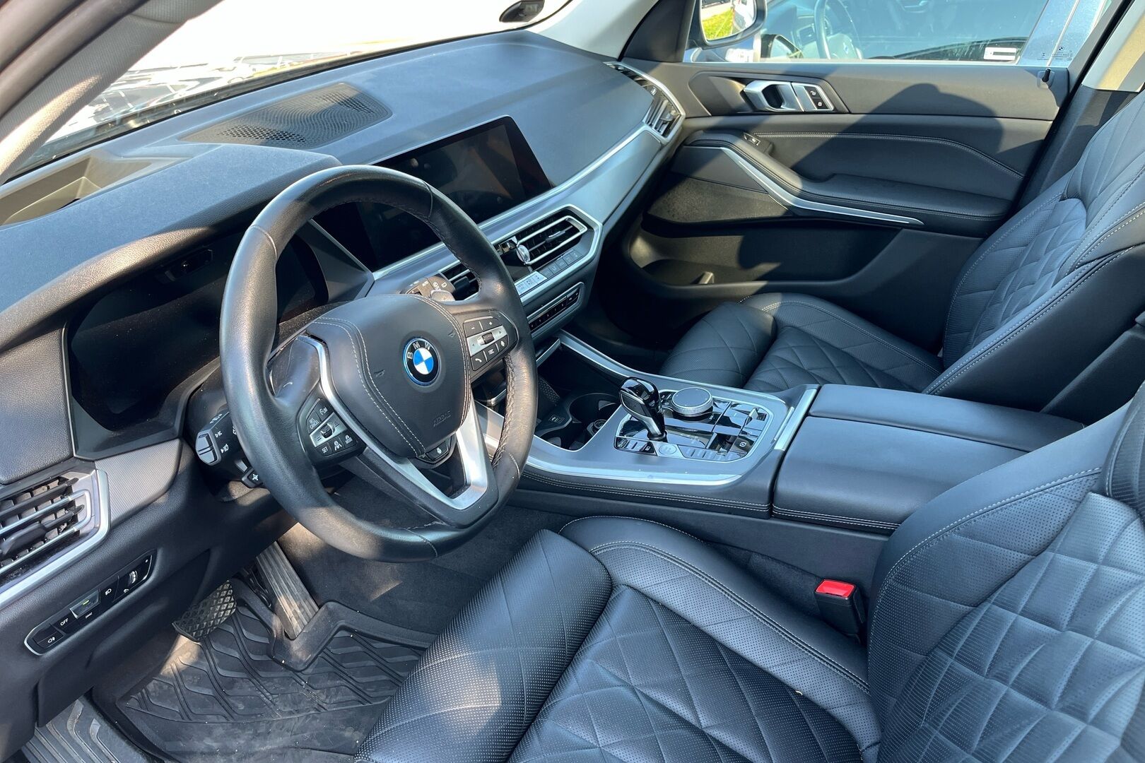 BMW X5 iso kuva 1