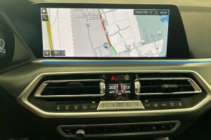 BMW X5 esikatselu 12