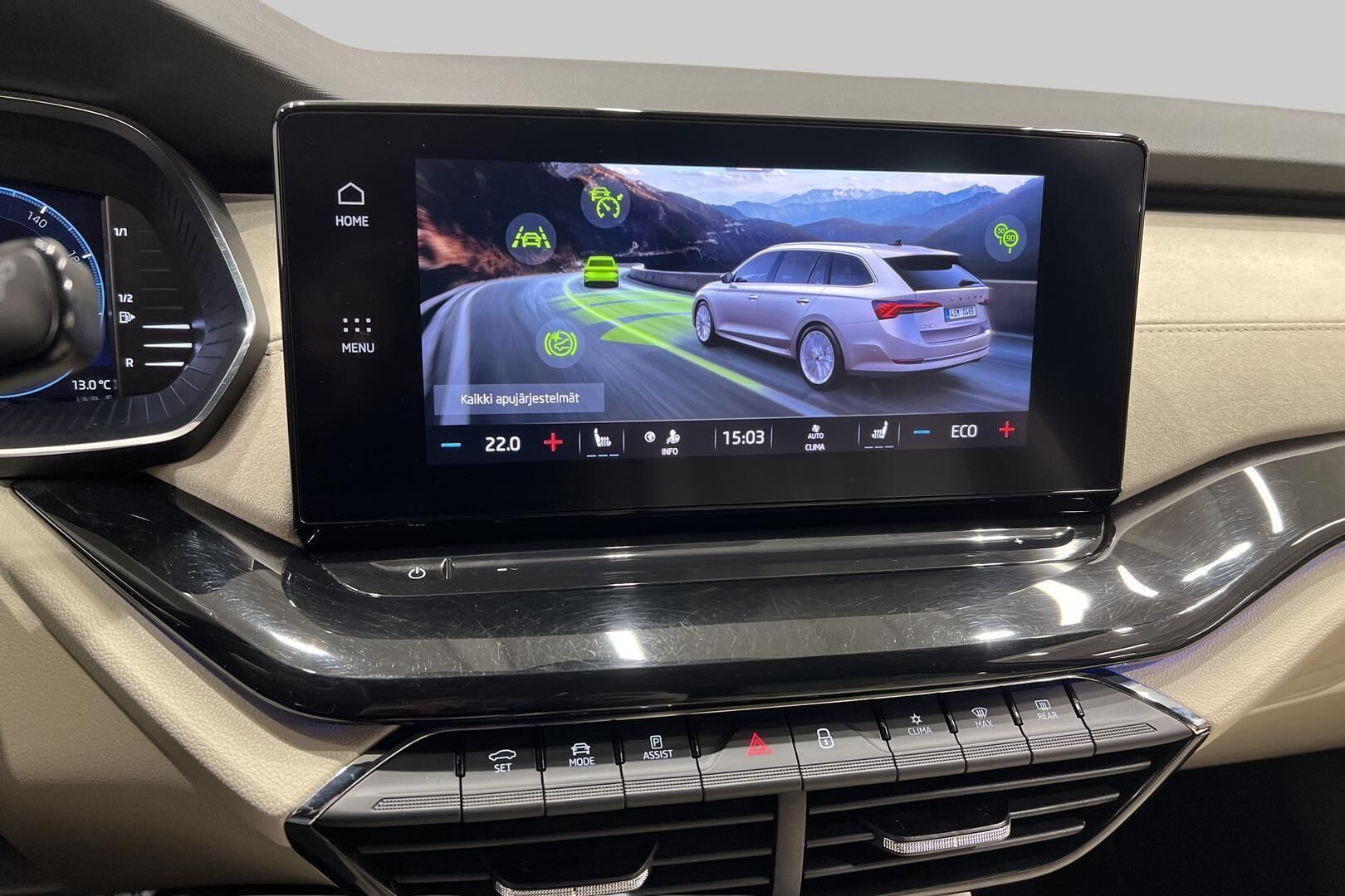 Skoda Octavia iso kuva 34