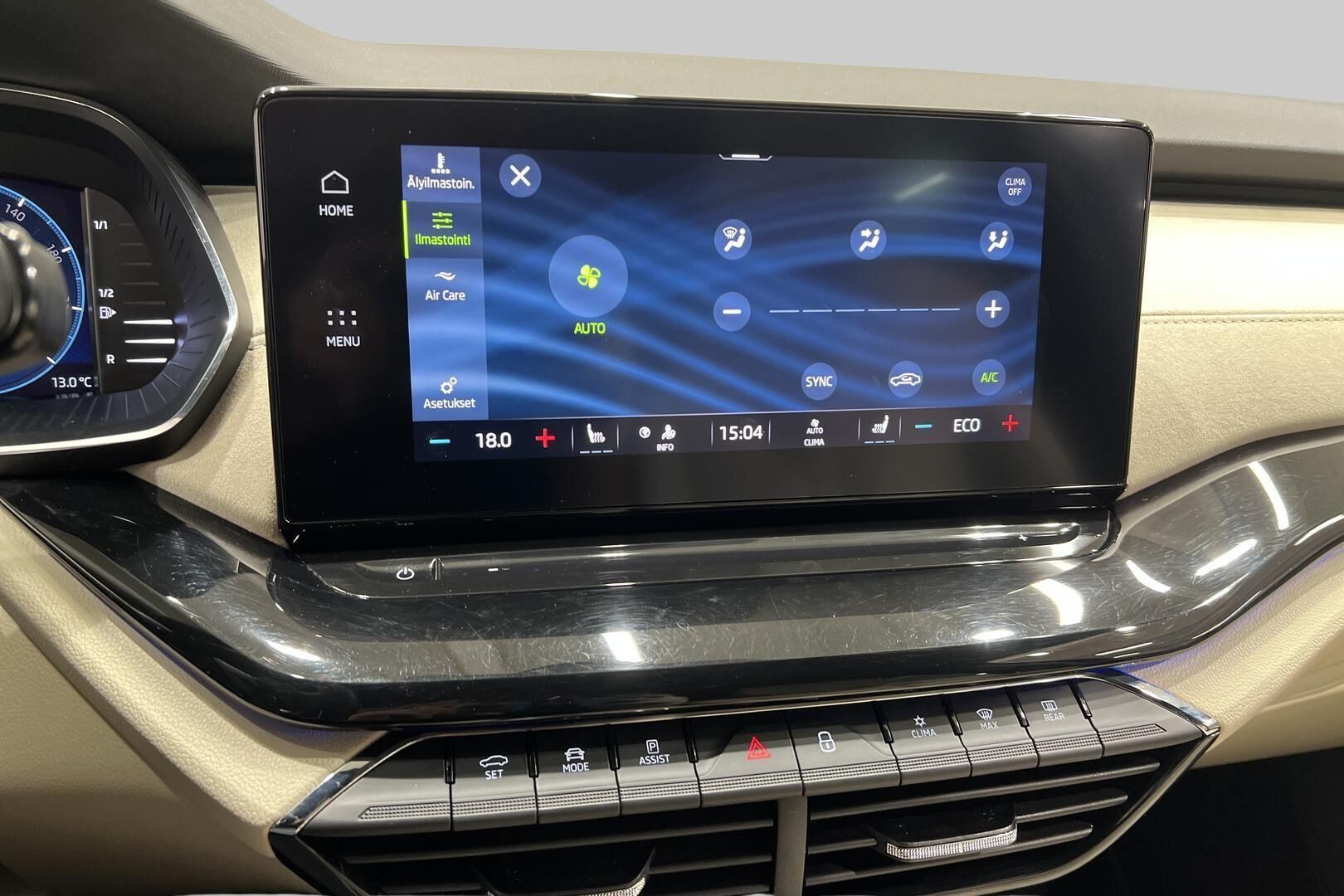 Skoda Octavia iso kuva 16