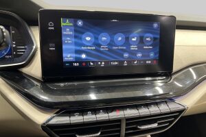 Skoda Octavia esikatselu 18