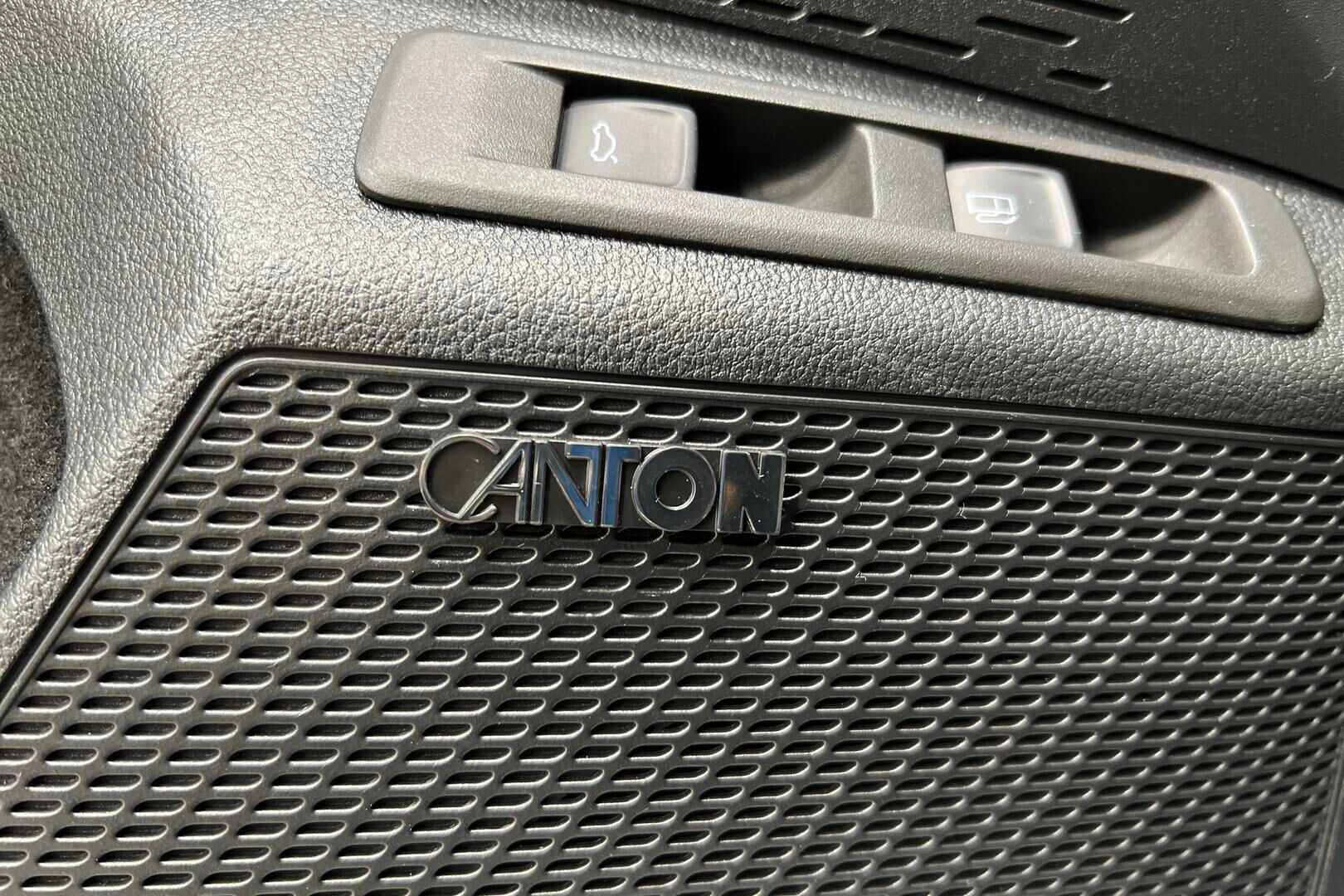 Skoda Octavia iso kuva 27