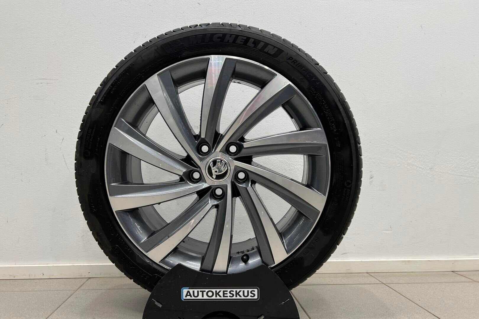 Skoda Octavia iso kuva 35