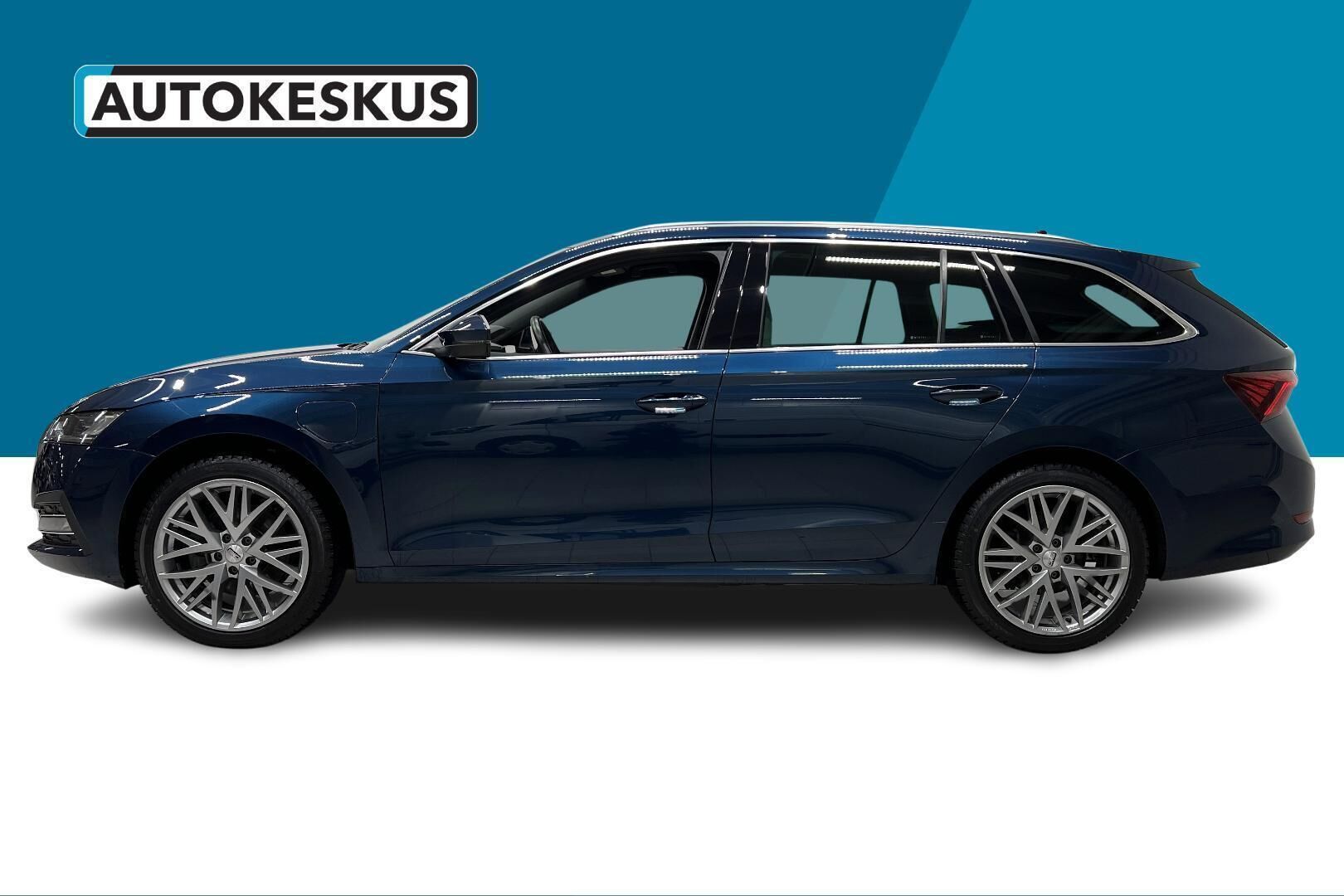 Skoda Octavia iso kuva 8
