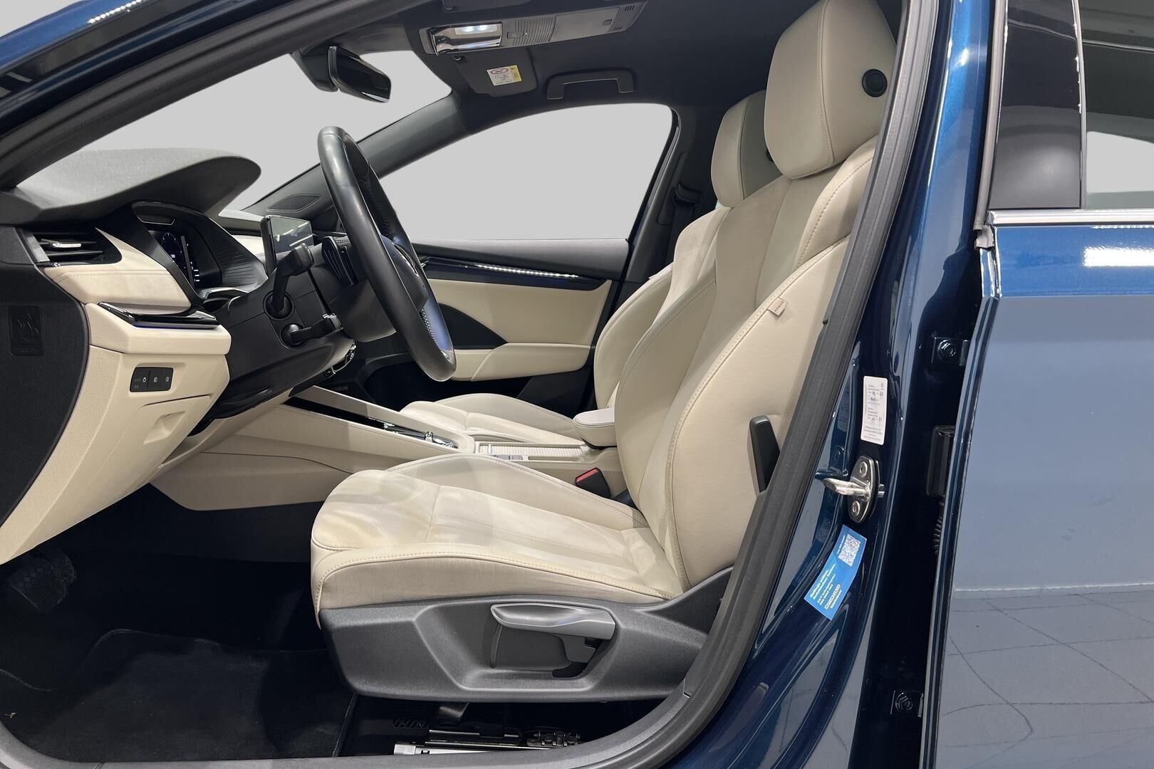 Skoda Octavia iso kuva 9