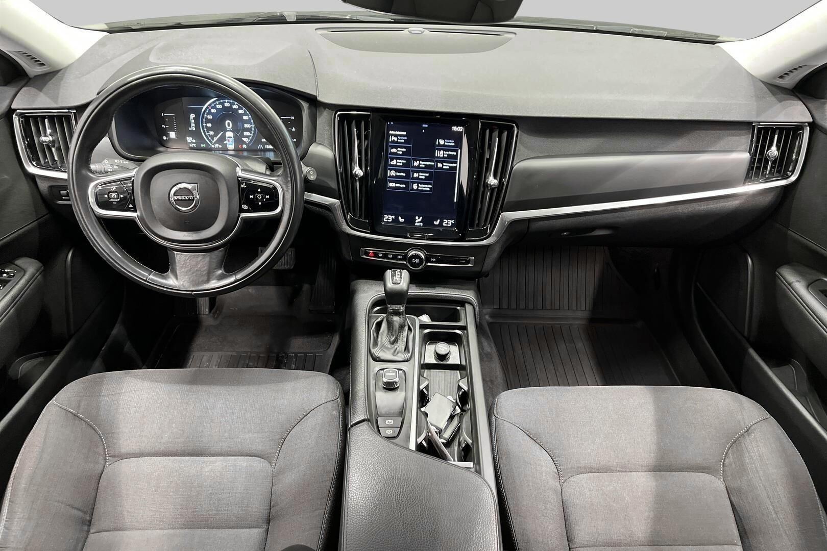 Volvo V90 iso kuva 11