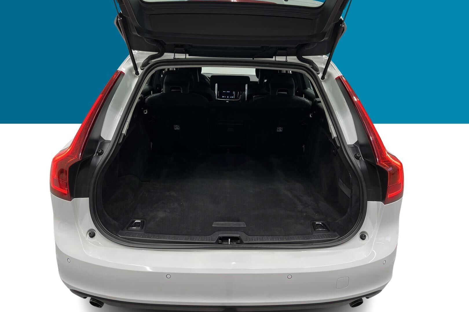 Volvo V90 iso kuva 12