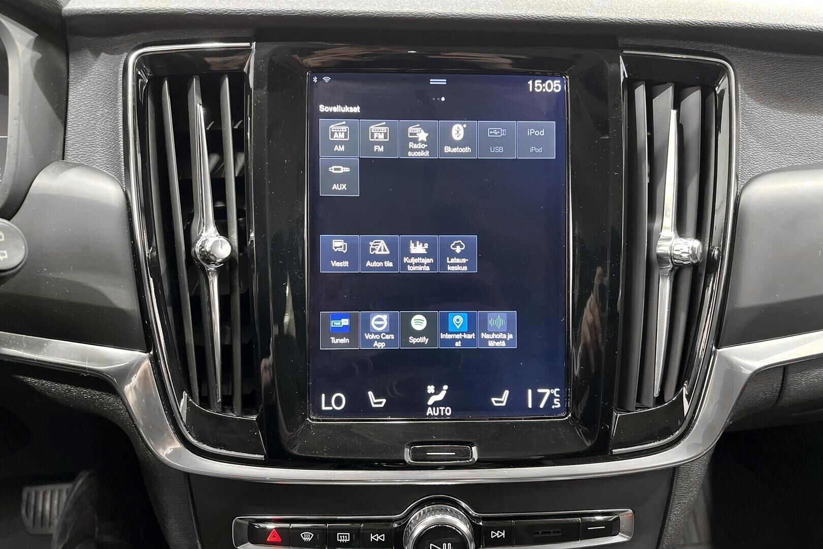 Volvo V90 iso kuva 18