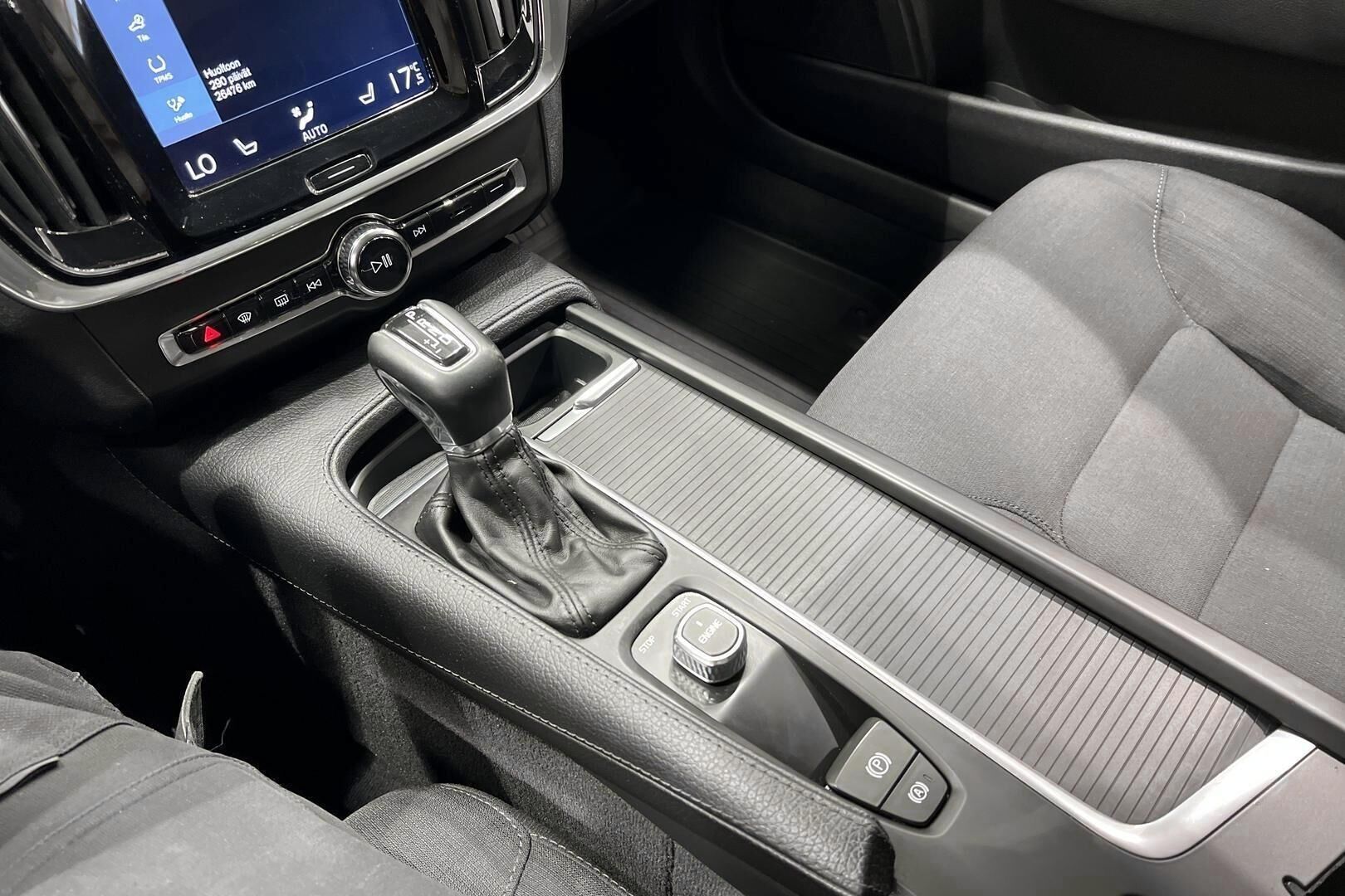 Volvo V90 iso kuva 20