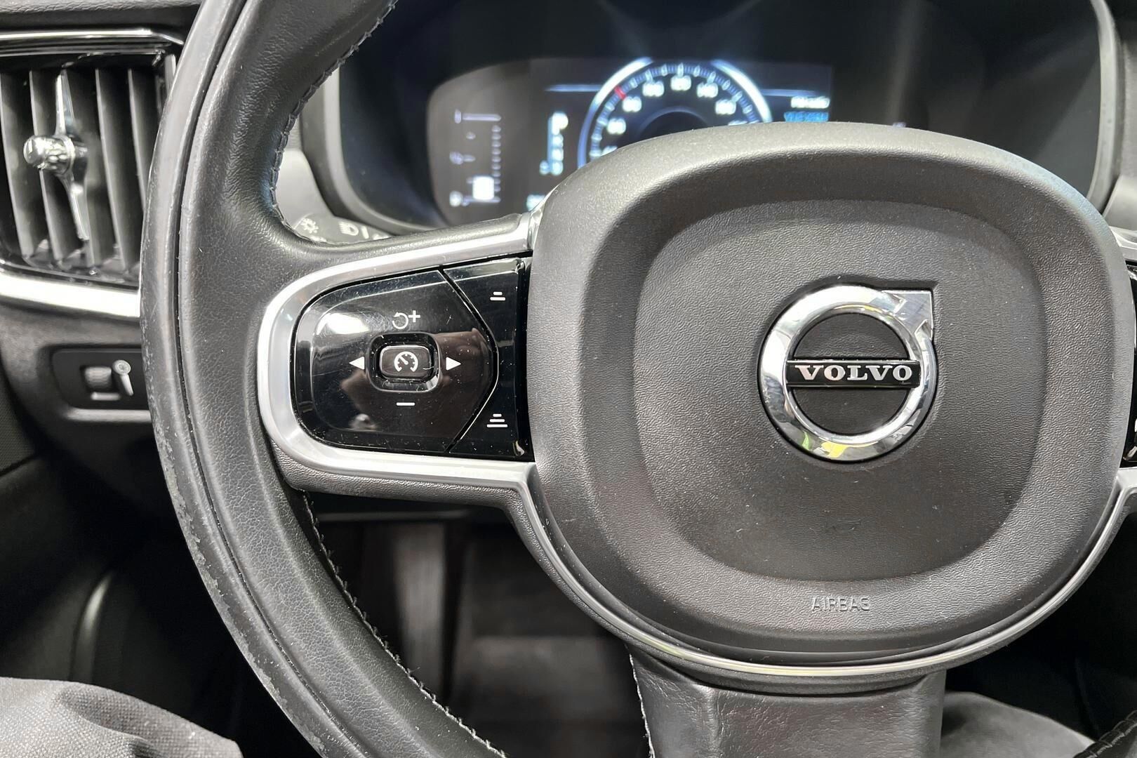 Volvo V90 iso kuva 24