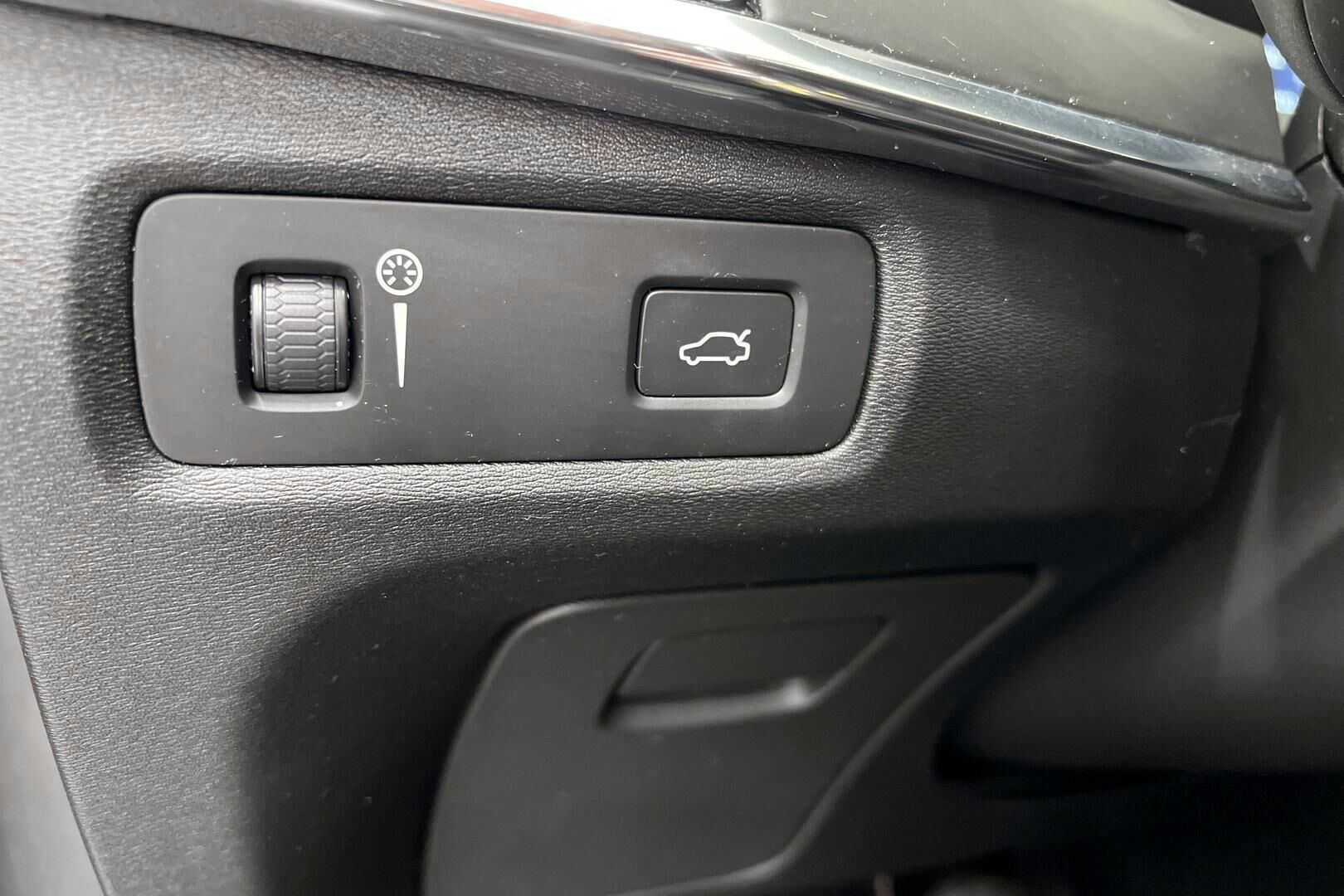 Volvo V90 iso kuva 25