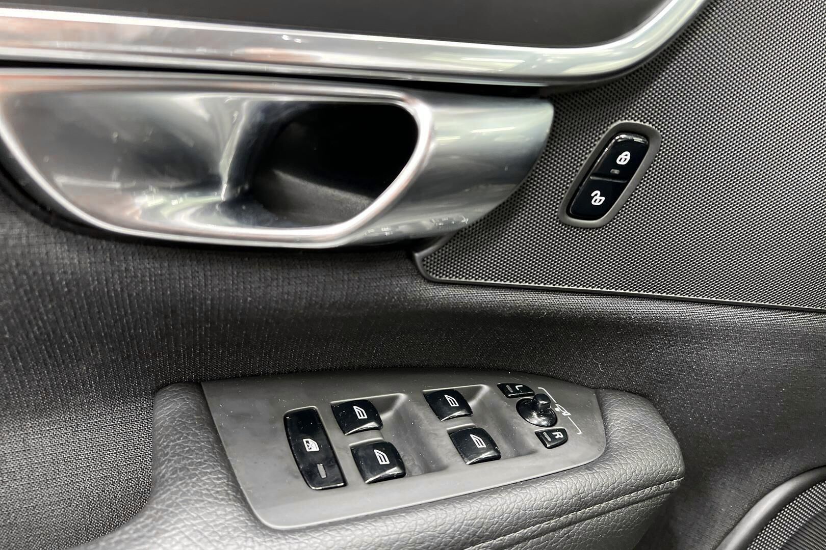 Volvo V90 iso kuva 26