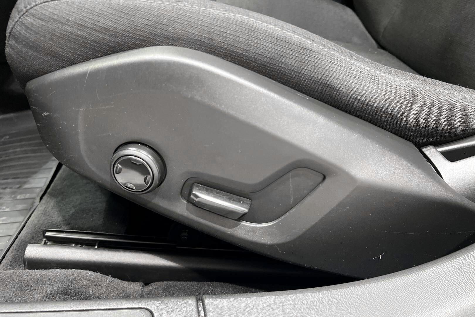 Volvo V90 iso kuva 27