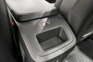 Volvo V90 esikatselu 28