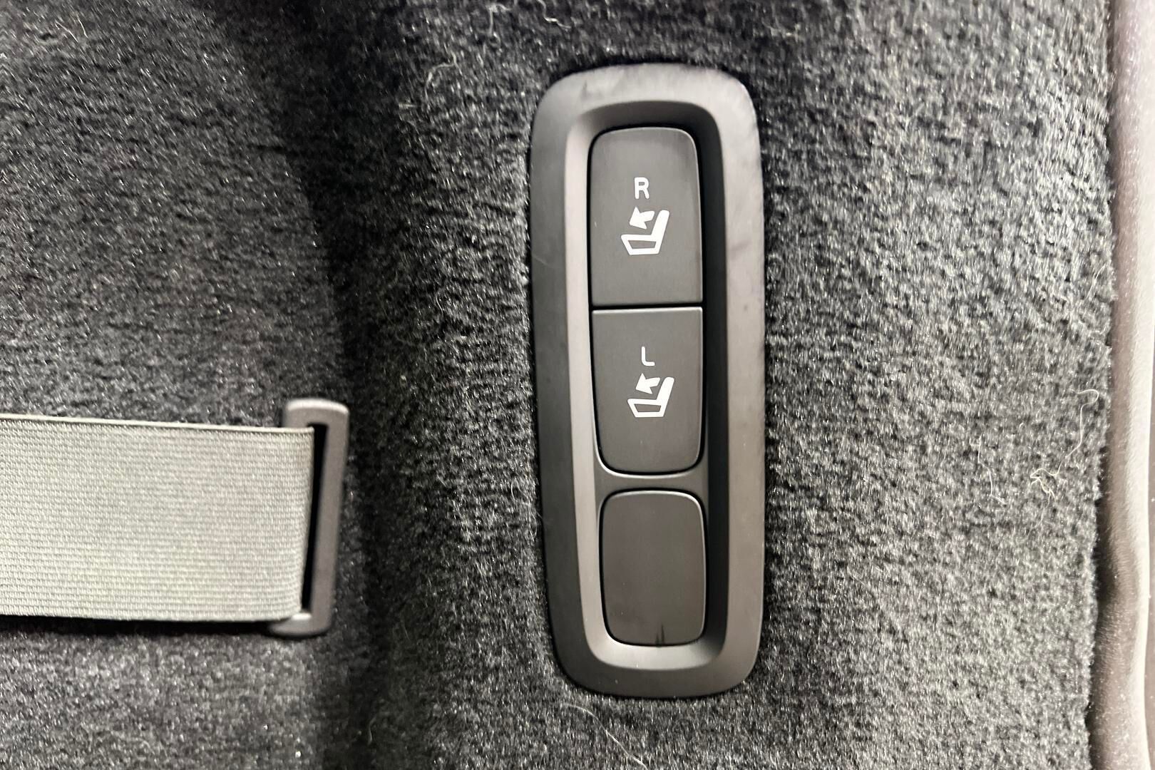 Volvo V90 iso kuva 32