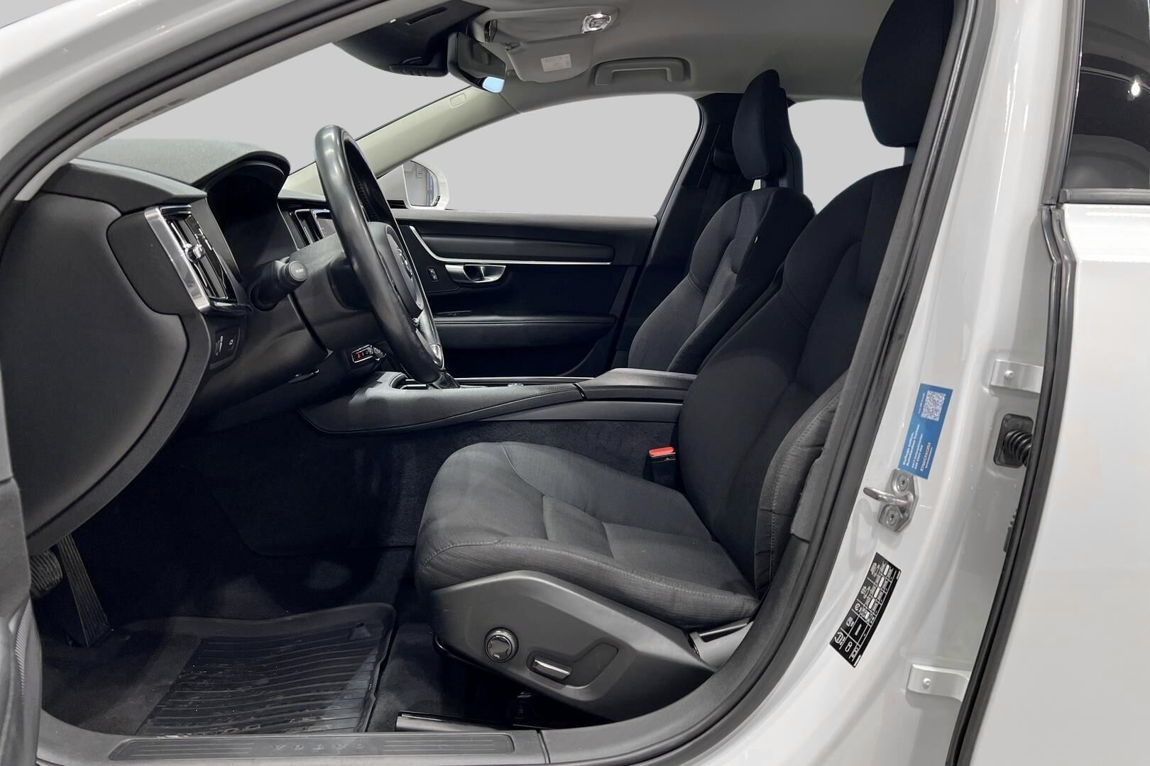 Volvo V90 iso kuva 9