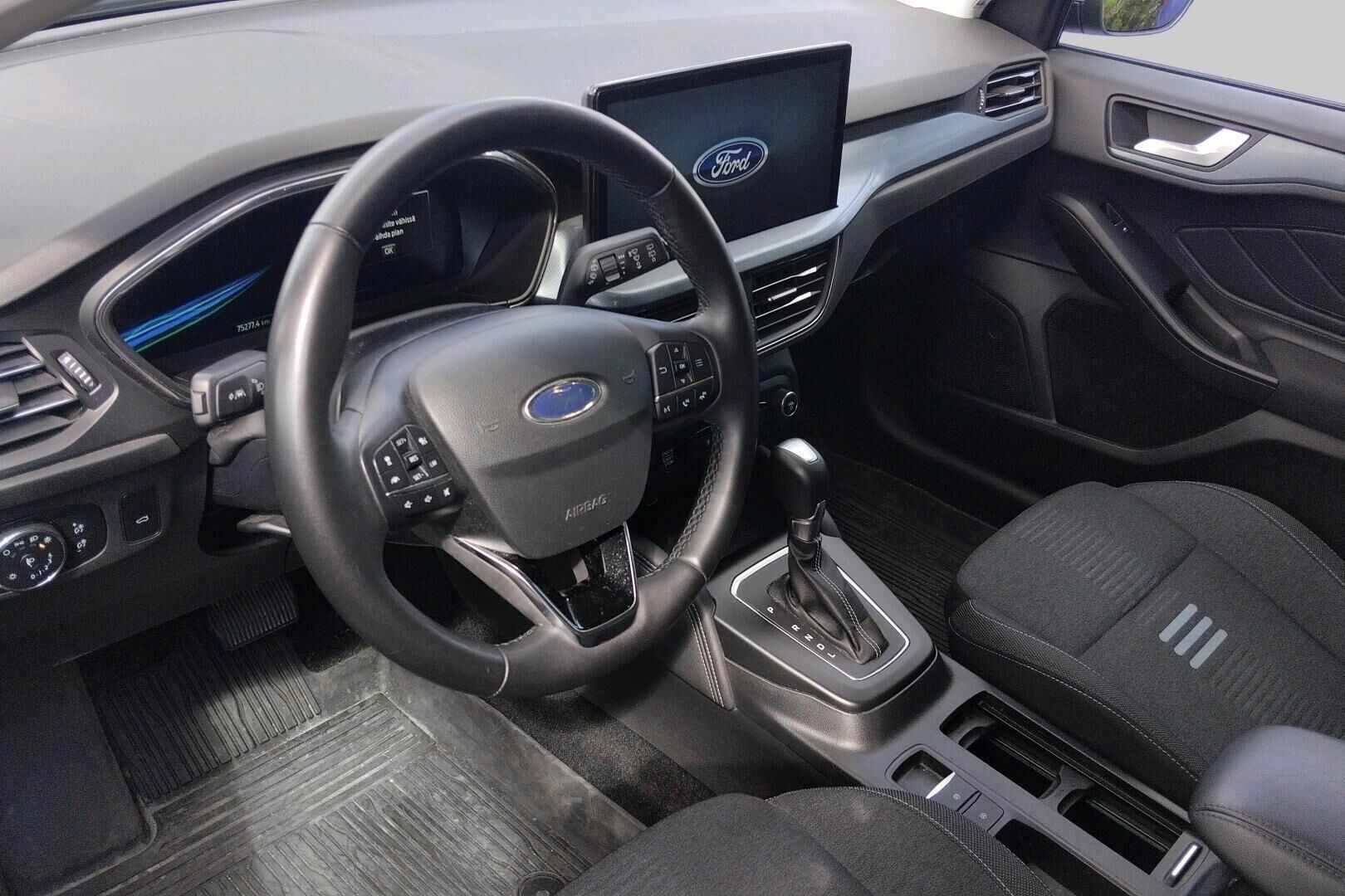 Ford Focus iso kuva 2