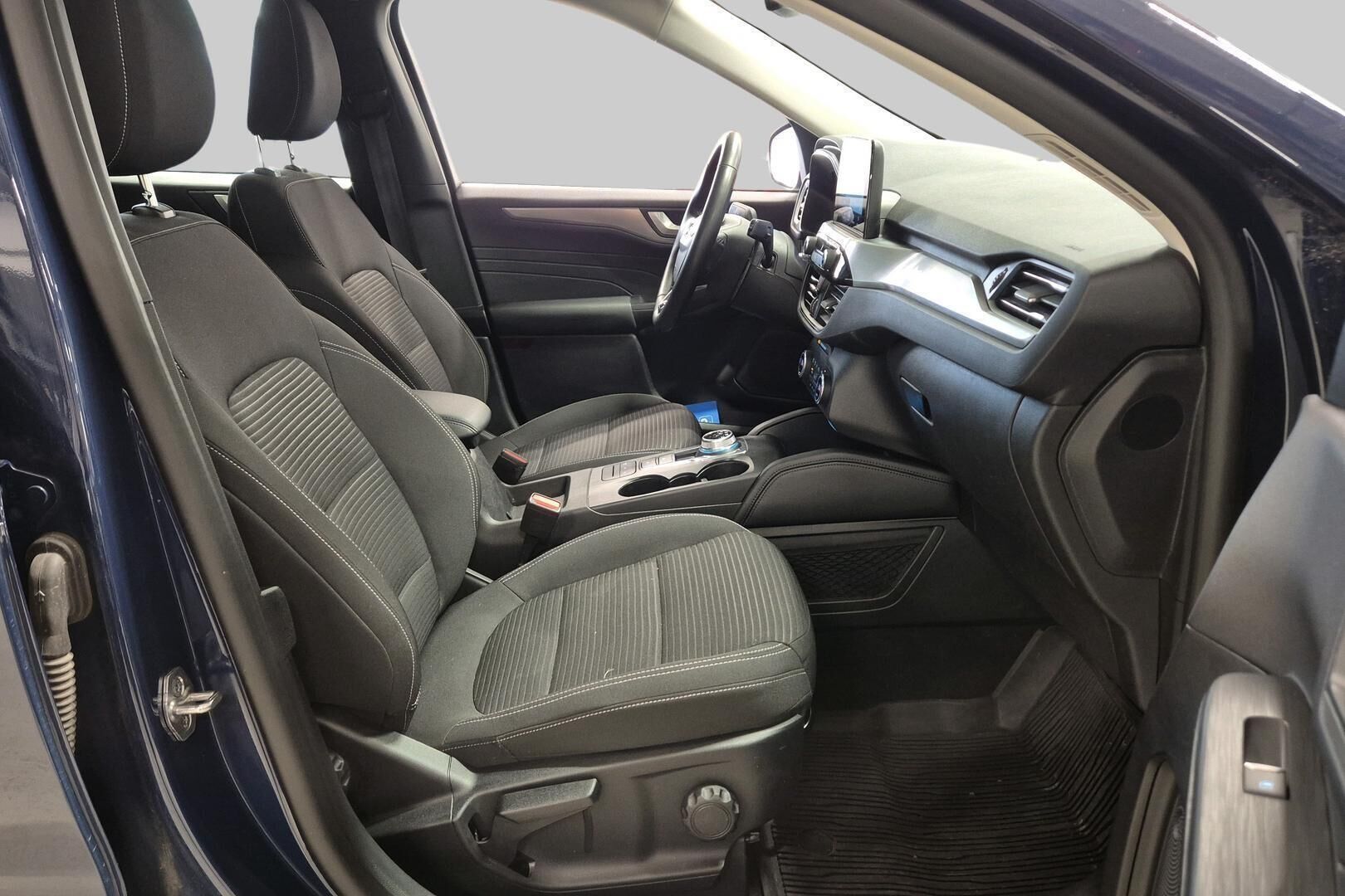 Ford Kuga iso kuva 4