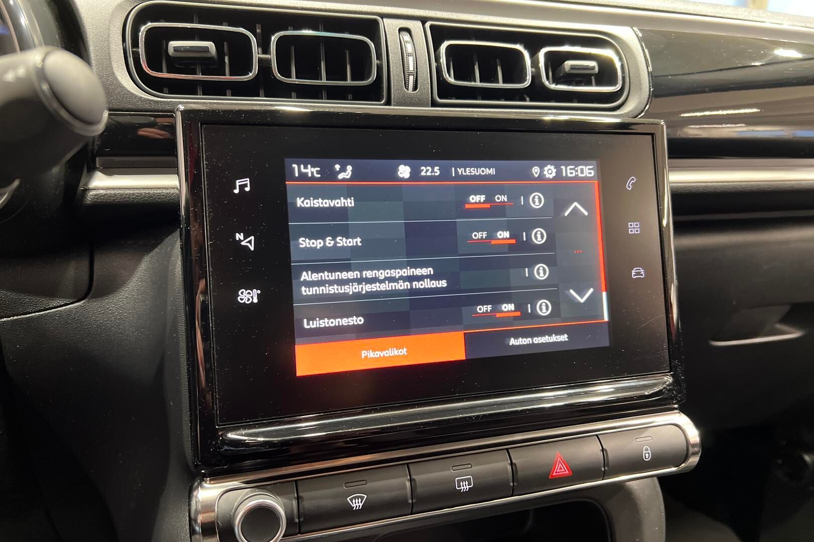 Citroen C3 iso kuva 16