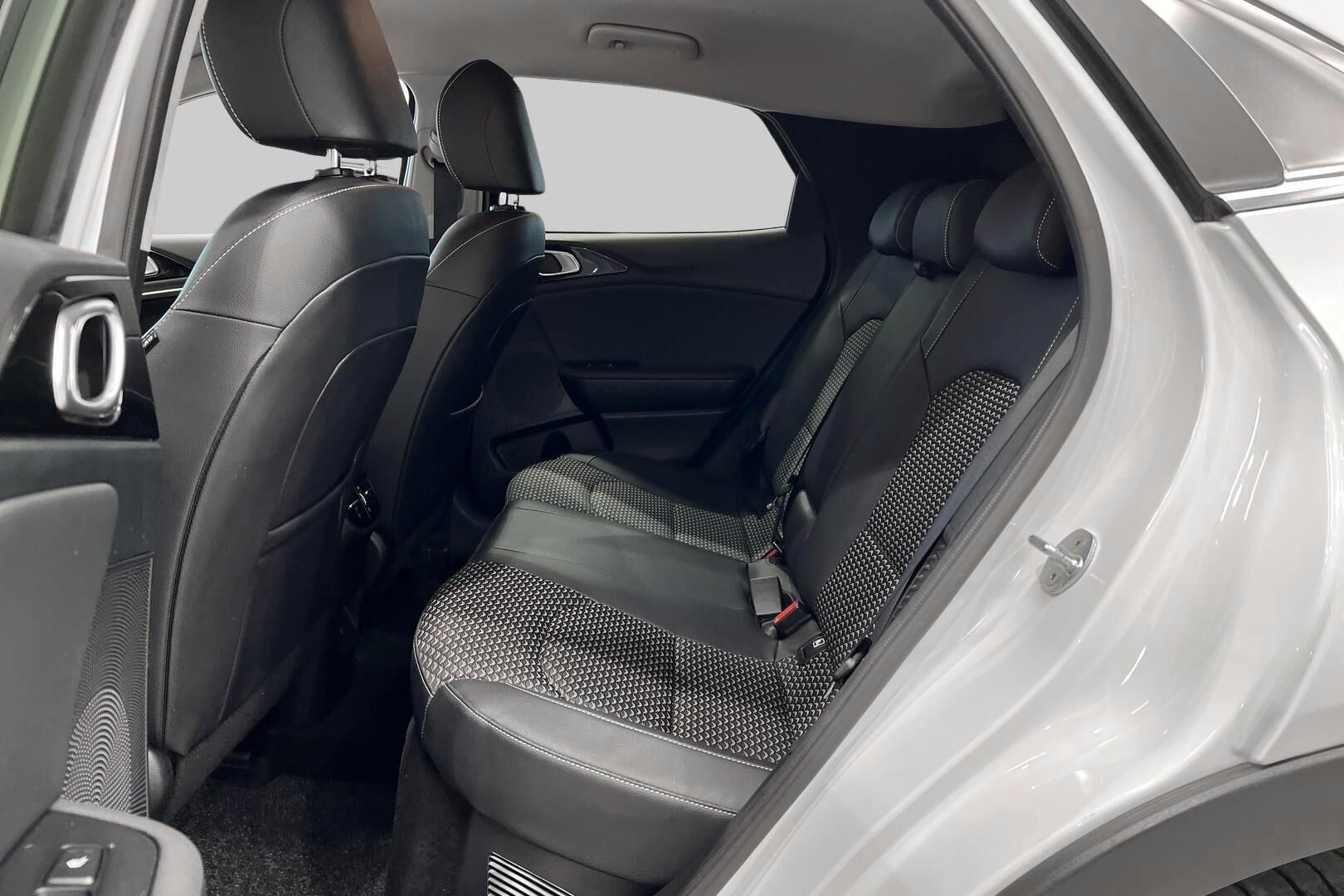 Kia XCeed iso kuva 10