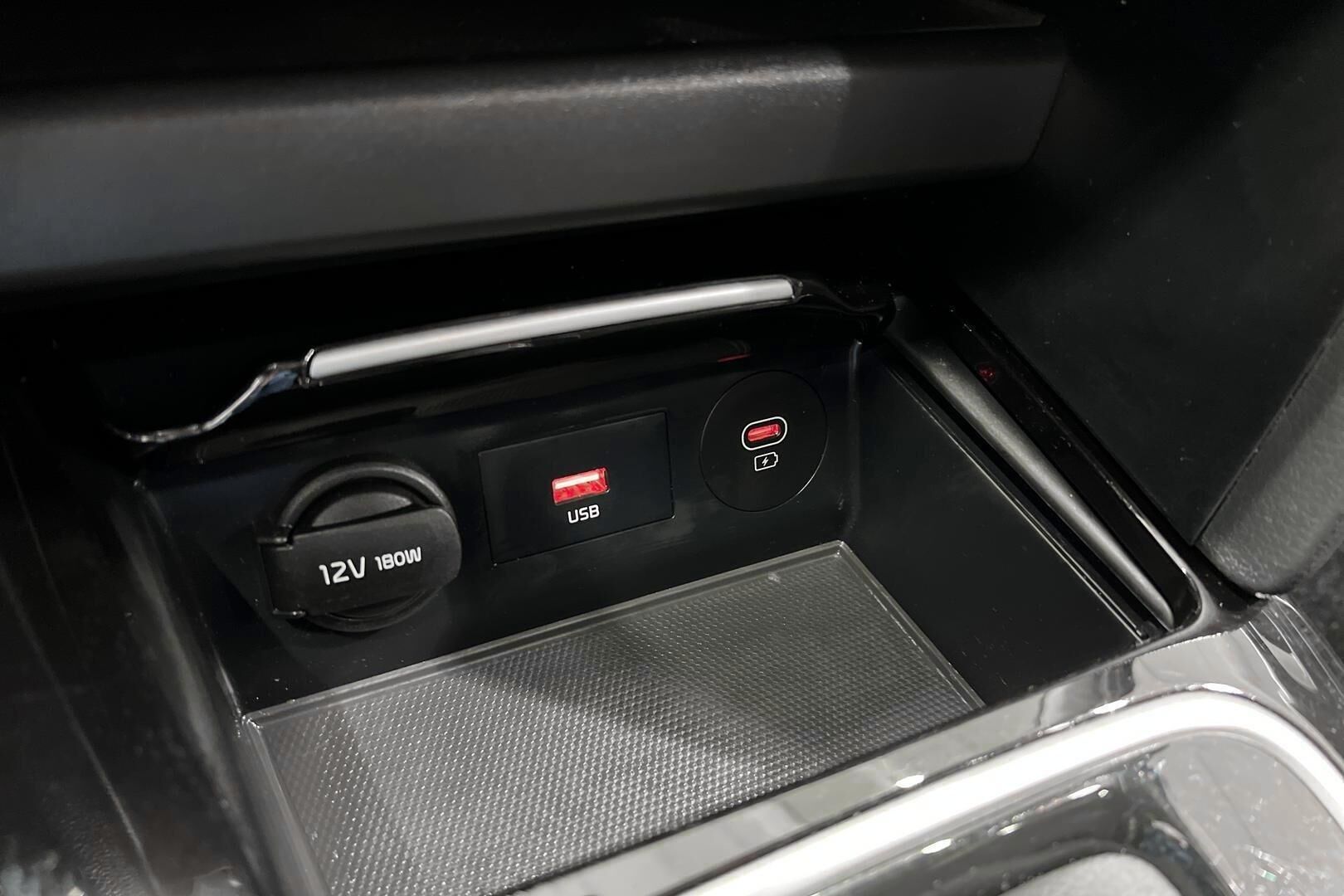 Kia XCeed iso kuva 19