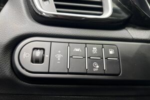 Kia XCeed esikatselu 24