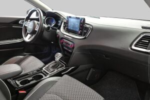 Kia XCeed esikatselu 5